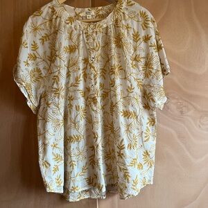 dylan White and Gold Floral Button Down Shirt